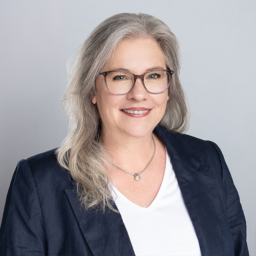 Headshot of Tammy Jo Dalbey